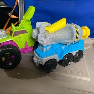 Playdoh Set-CEMENT MIXER & MONSTER TRUCK